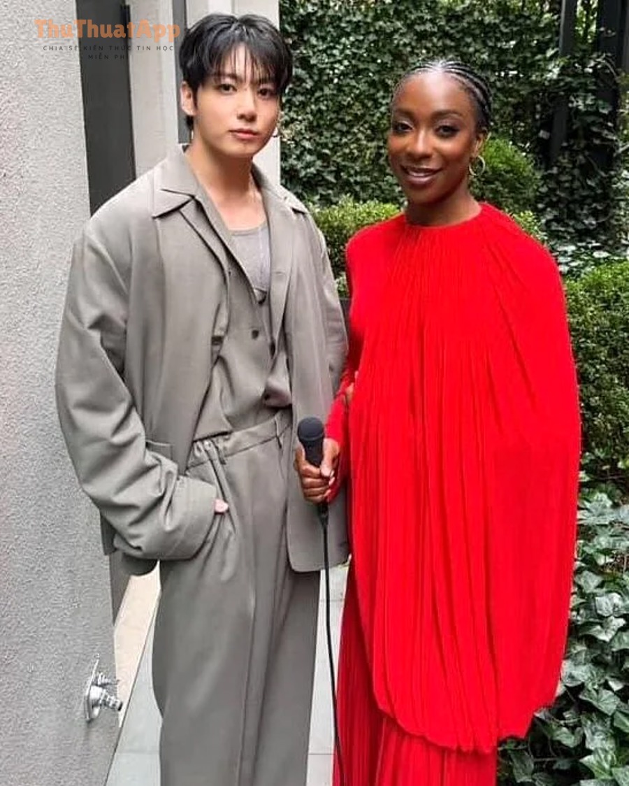 250915 ego nwodim on instagram with jungkook v0 gmtpn62676pf1