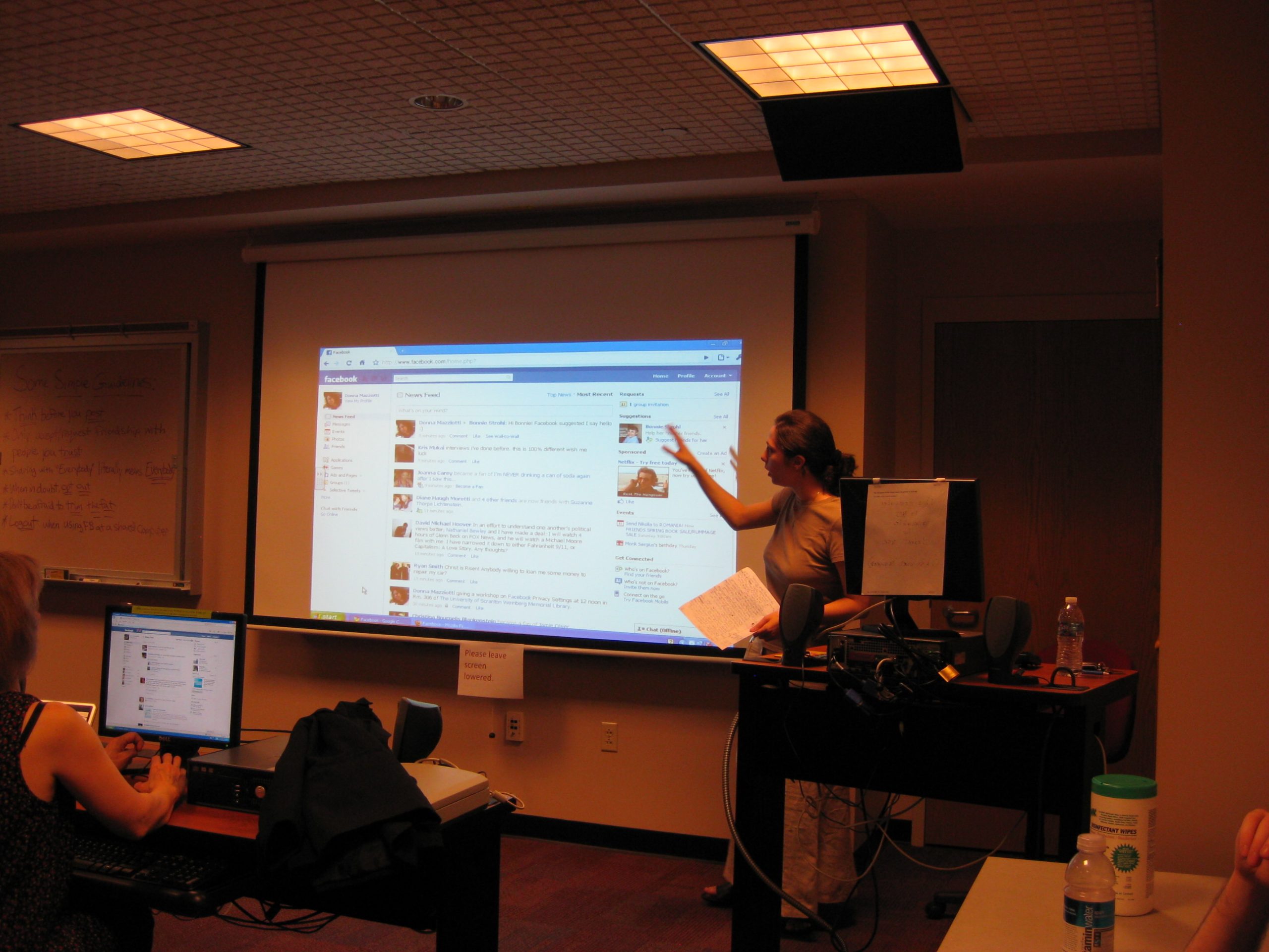 Minh họa cài đặt quyền riêng tư Facebook