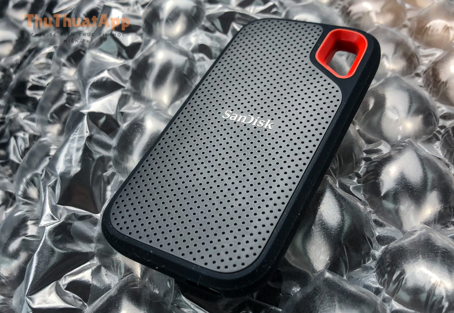 SanDisk Extreme Portable SSD 1TB USB C 41036158305 1