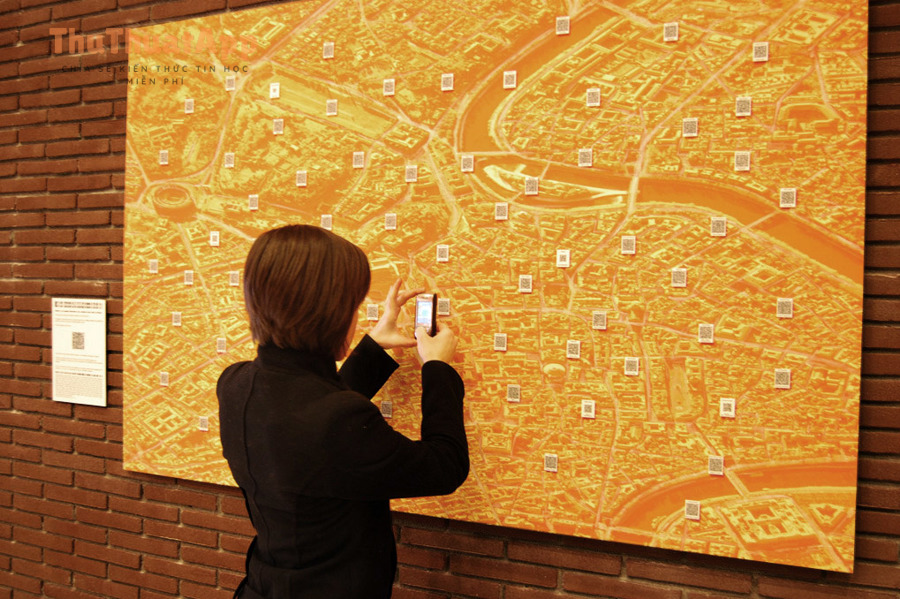 Scanning QR painting 4