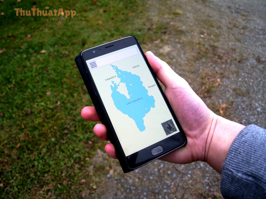 Smartphone with navigation map app 2