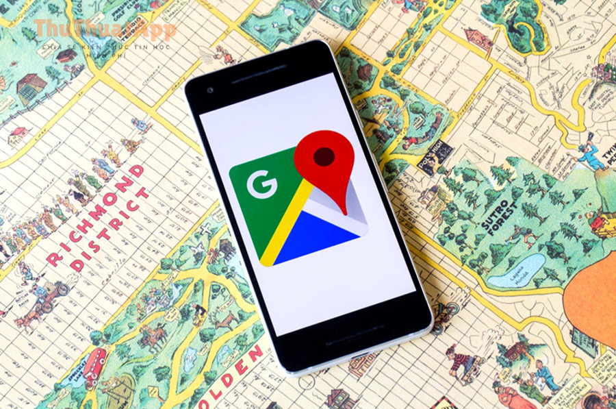 iPhone minh họa cho hướng dẫn bật ẩn danh trên Google Maps